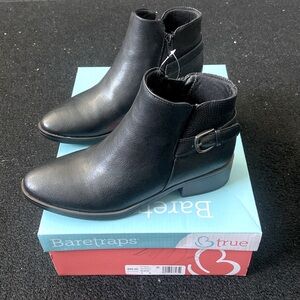 Never worn women’s bare trap booties with side zipper